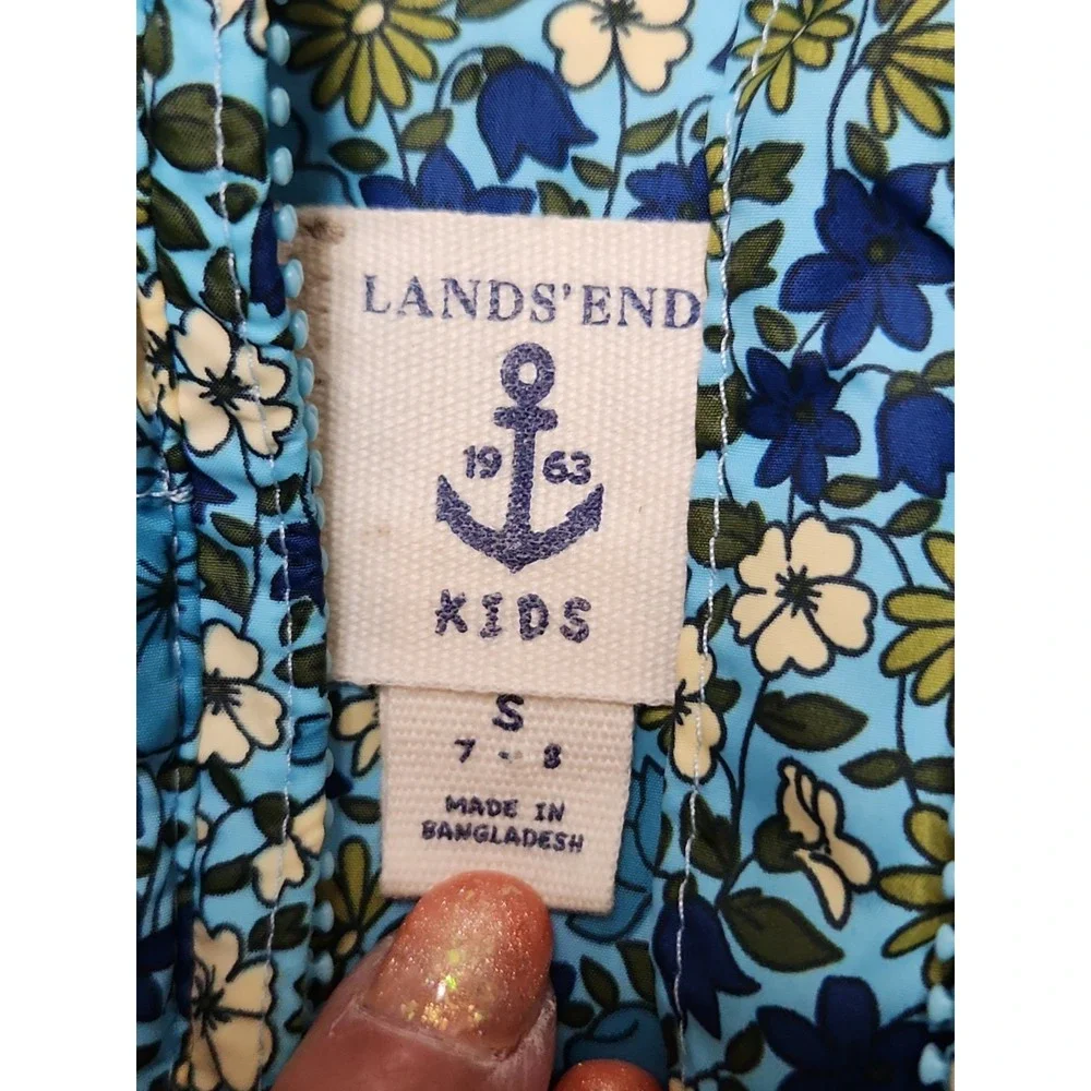 Lands' End Kids Girl's Down Quilted Puffer Vest Small 7-8 Blue Floral Zip Pocket